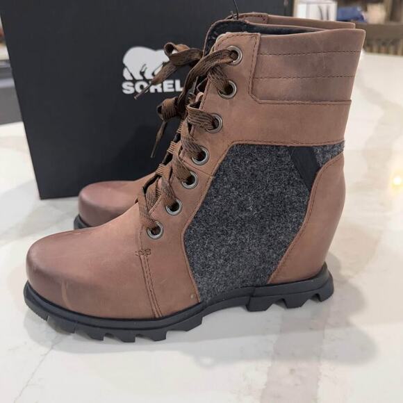 Sorel NWT Joan of Arctic Wedge III Lexie Boots Womens 8 Brown/Black Ankle Bootie - Picture 5 of 9